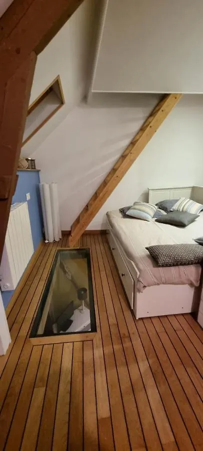 Dom wakacyjny Nice Renovated Fisherman'S House Near The Sea Cancale